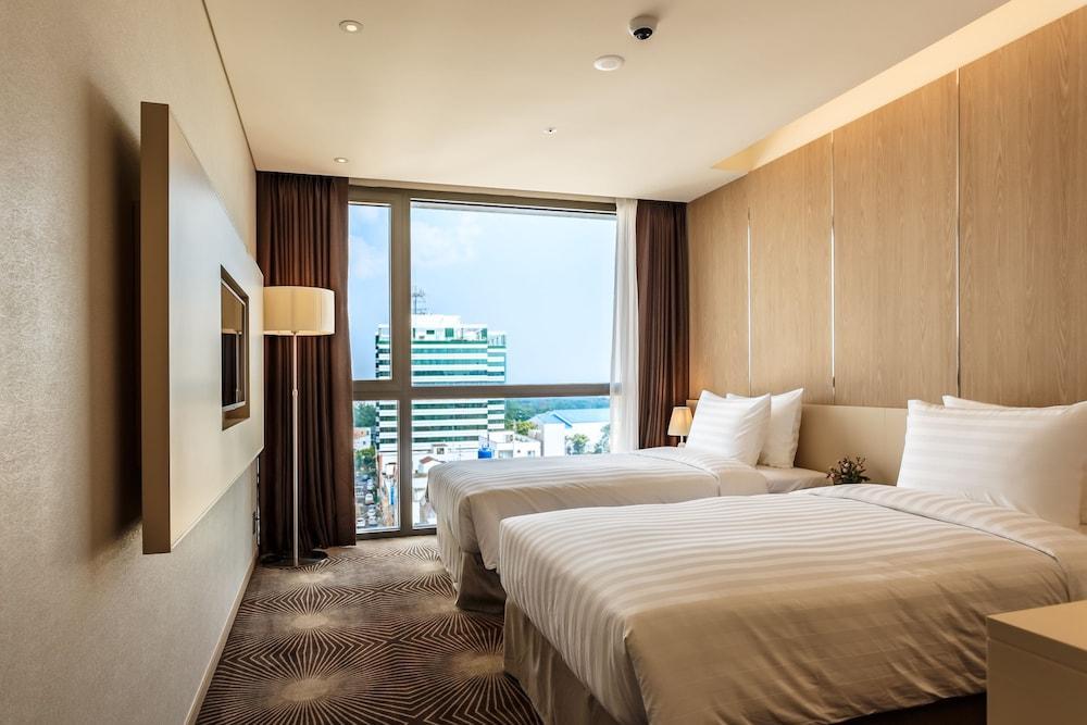 Days Hotel Jeju Seogwipo Ocean Kültér fotó